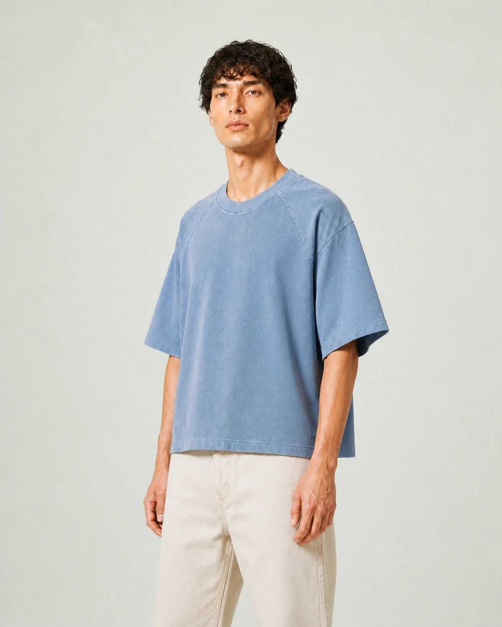 Freestyler Vintage shown in a mid-length three-quarter model view in Washed Blue